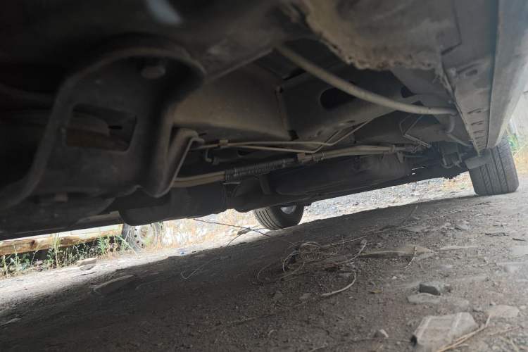 Used Buick GL8 2013 3.0L XT Luxury Business Flagship Edition Chassis Front Left