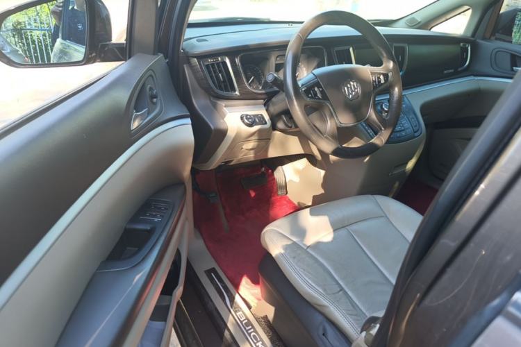 Used Buick GL8 2013 3.0L XT Luxury Business Flagship Edition Driver Seat