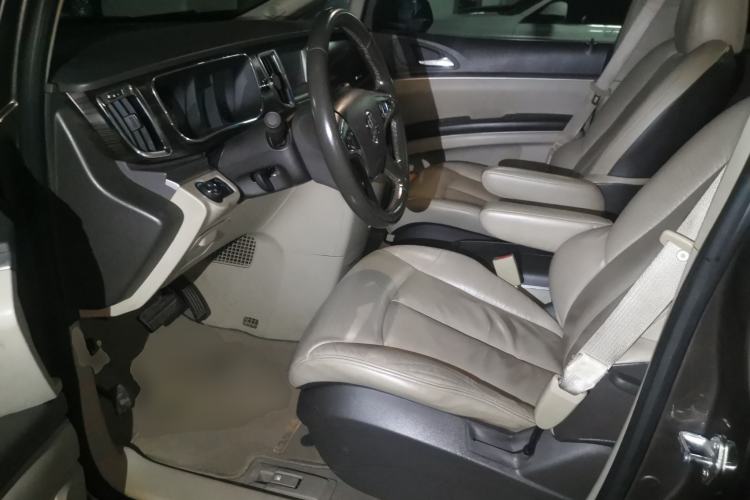 Used Buick GL8 2013 3.0L GT Luxury Business Haoya Edition Driver Seat