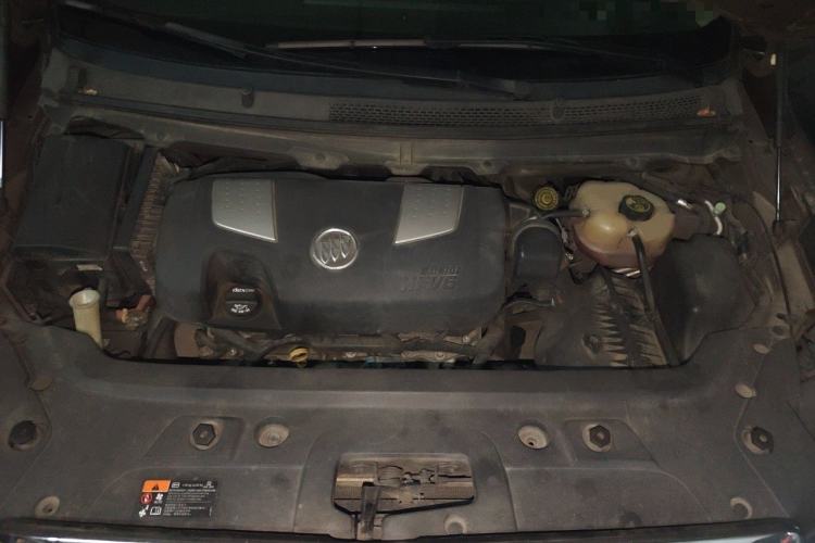 Used Buick GL8 2013 3.0L GT Luxury Business Haoya Edition Engine Bay
