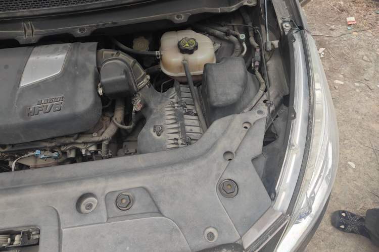 Used Buick GL8 2013 3.0L XT Luxury Business Flagship Edition Engine Bay Left