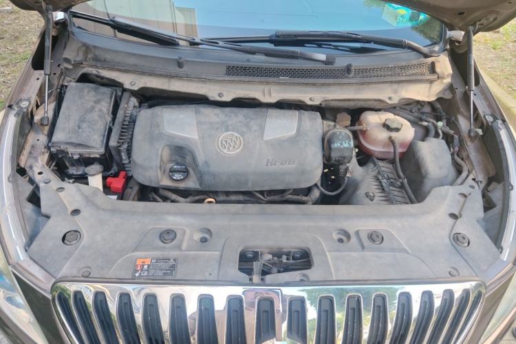 Used Buick GL8 2013 3.0L GT Luxury Business Haoya Edition Engine Bay