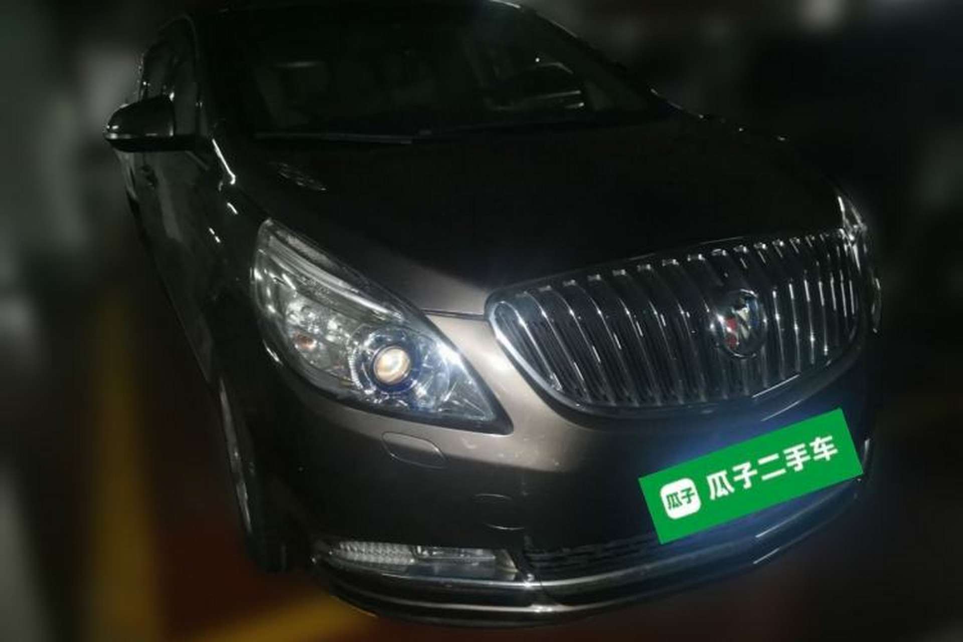 Used Buick GL8 2013 3.0L GT Luxury Business Haoya Edition Front Right 45 Deg