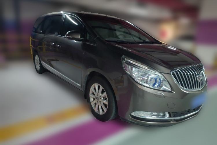 Used Buick GL8 2013 3.0L XT Luxury Business Flagship Edition Front Right 45 Deg