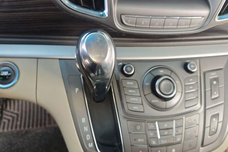 Used Buick GL8 2013 3.0L GT Luxury Business Haoya Edition Gear Lever