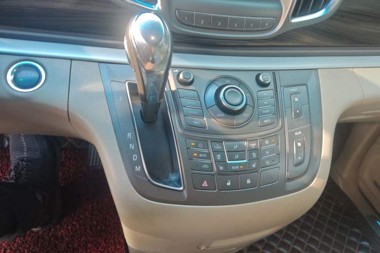 Used Buick GL8 2013 3.0L GT Luxury Business Haoya Edition Gear Lever