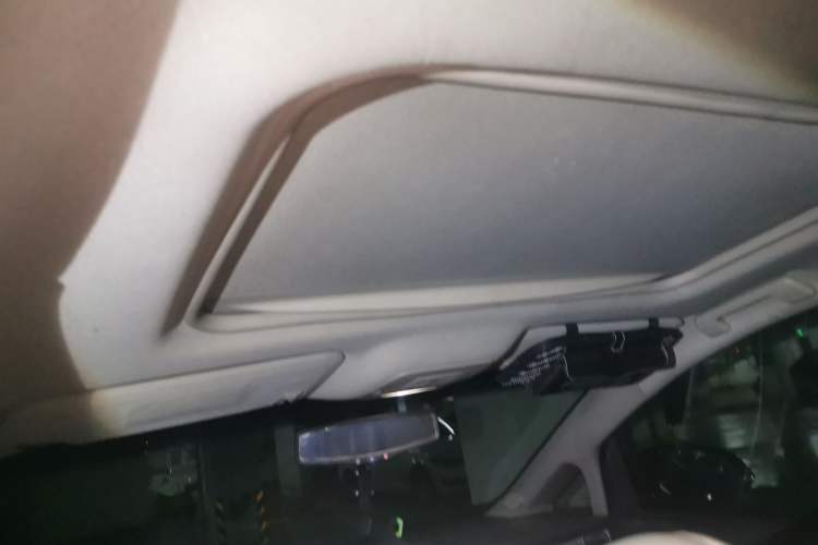Used Buick GL8 2013 3.0L GT Luxury Business Haoya Edition Headliner