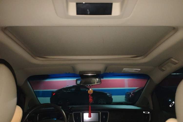 Used Buick GL8 2013 3.0L GT Luxury Business Haoya Edition Headliner