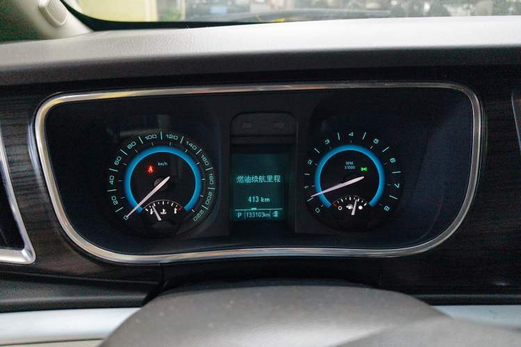 Used Buick GL8 2013 3.0L XT Luxury Business Flagship Edition Instrument Cluster