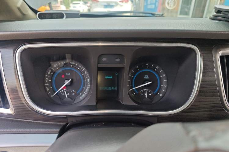 Used Buick GL8 2013 3.0L GT Luxury Business Haoya Edition Instrument Cluster