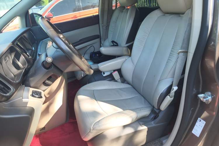 Used Buick GL8 2013 3.0L XT Luxury Business Flagship Edition Left Front Seat