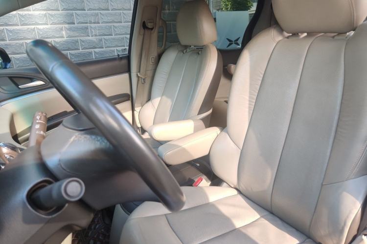 Used Buick GL8 2013 3.0L GT Luxury Business Haoya Edition Left Front Seat