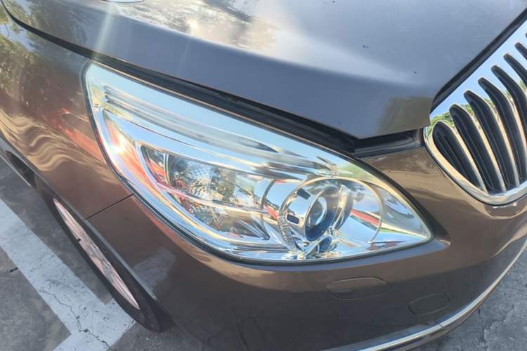 Used Buick GL8 2013 3.0L XT Luxury Business Flagship Edition Right Front Headlight