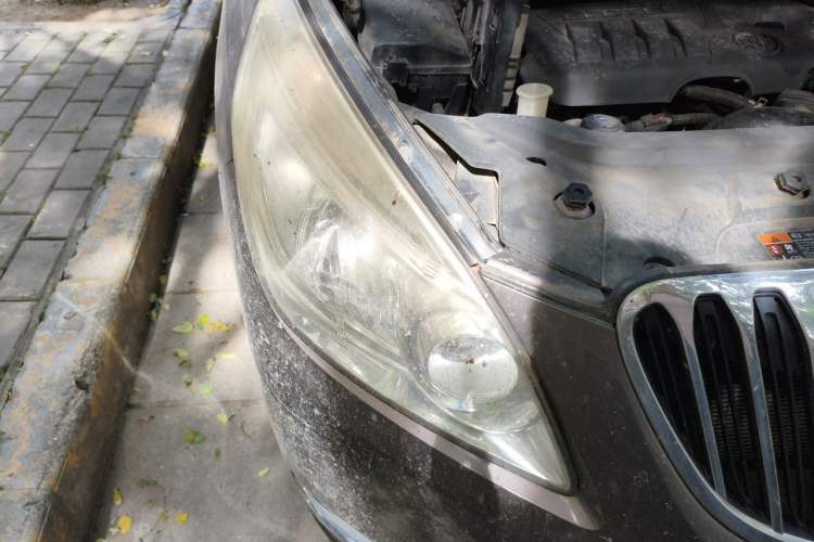 Used Buick GL8 2013 2.4L CT Luxury Business Comfort Edition Right Front Headlight