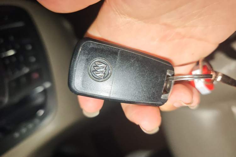 Used Buick GL8 2013 3.0L GT Luxury Business Haoya Edition Vehicle Key