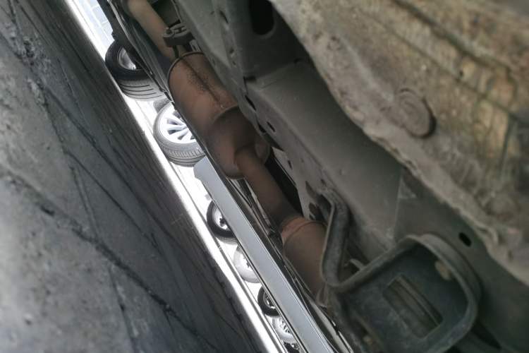 Used Buick GL8 2013 2.4L CT Luxury Business Comfort Edition Chassis Front Right