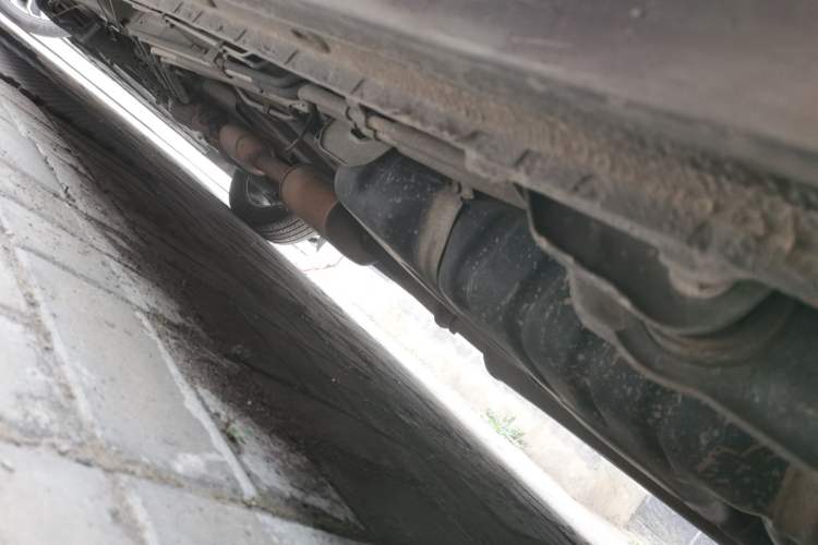 Used Buick GL8 2013 2.4L CT Luxury Business Comfort Edition Chassis Rear Left