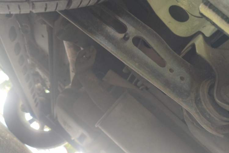 Used Buick GL8 2013 2.4L Comfort Edition Chassis Rear Right