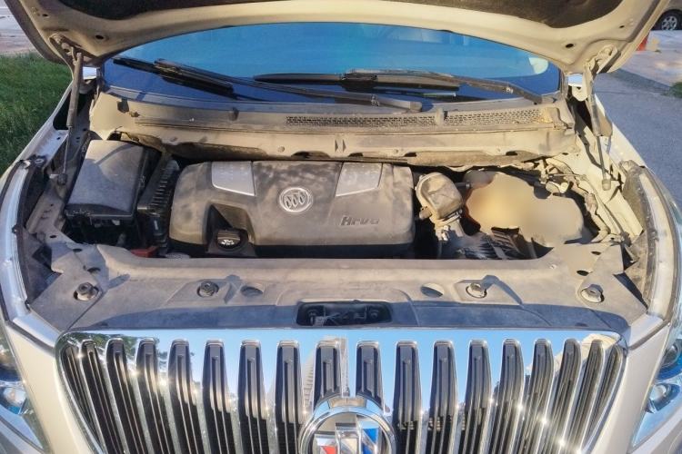 Used Buick GL8 2013 3.0L XT Luxury Business Flagship Edition Engine Bay