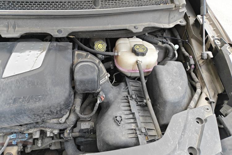 Used Buick GL8 2013 3.0L GT Luxury Business Haoya Edition Engine Bay Left