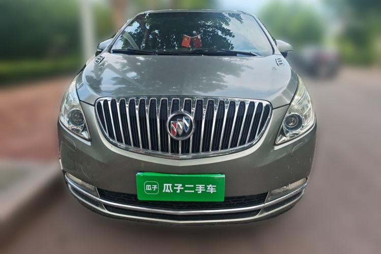 Used Buick GL8 2013 3.0L GT Luxury Business Haoya Edition Front