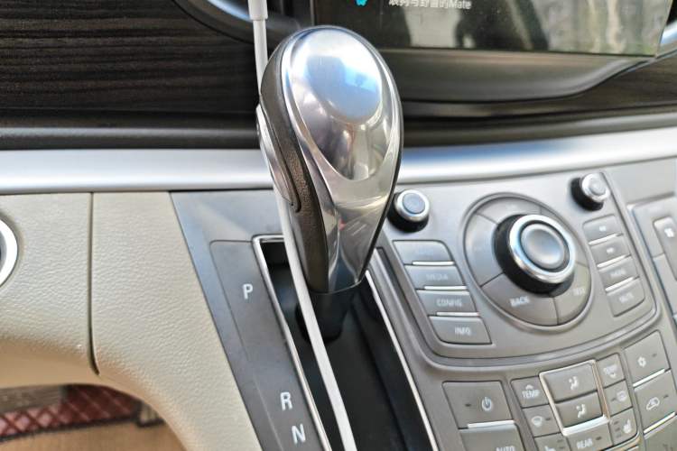 Used Buick GL8 2013 3.0L GT Luxury Business Haoya Edition Gear Lever