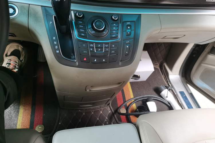 Used Buick GL8 2013 2.4L CT Luxury Business Comfort Edition Gear Lever