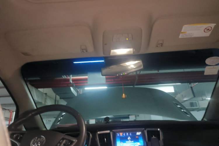 Used Buick GL8 2013 3.0L GT Luxury Business Haoya Edition Headliner