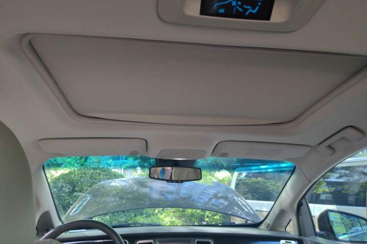 Used Buick GL8 2013 3.0L GT Luxury Business Haoya Edition Headliner