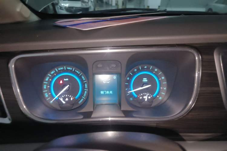 Used Buick GL8 2013 3.0L GT Luxury Business Haoya Edition Instrument Cluster
