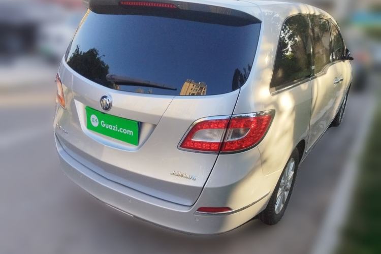 Used Buick GL8 2013 3.0L XT Luxury Business Flagship Edition Rear Right 45 Deg