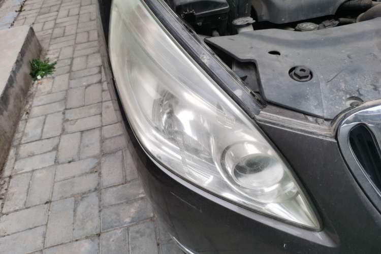 Used Buick GL8 2013 2.4L CT Luxury Business Comfort Edition Right Front Headlight
