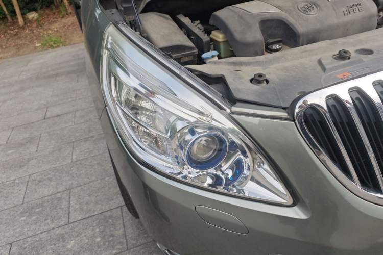 Used Buick GL8 2013 3.0L GT Luxury Business Haoya Edition Right Front Headlight