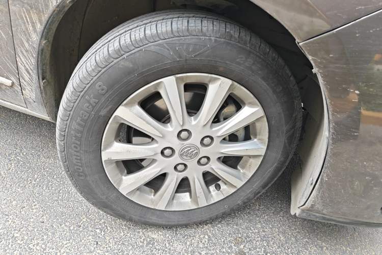 Used Buick GL8 2013 3.0L GT Luxury Business Haoya Edition Right Front Wheel Hub