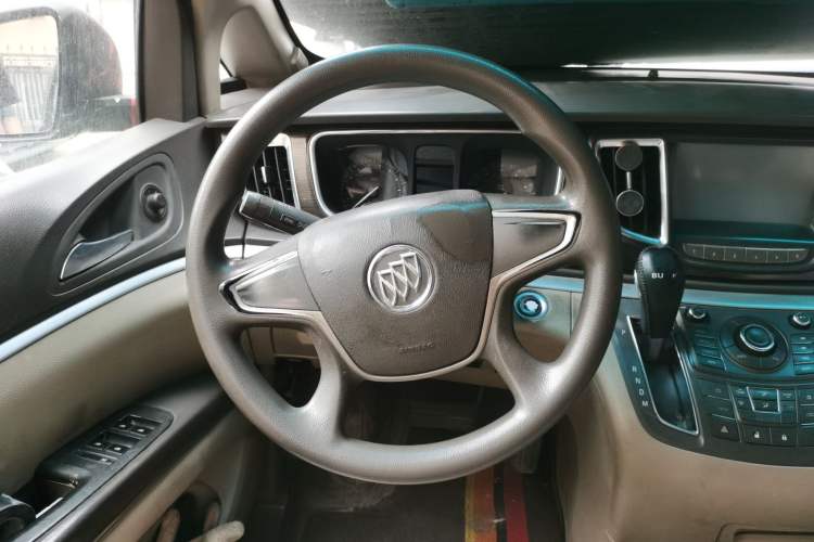 Used Buick GL8 2013 2.4L CT Luxury Business Comfort Edition Steering Wheel