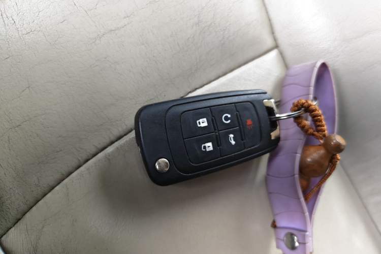 Used Buick GL8 2013 3.0L GT Luxury Business Haoya Edition Vehicle Key