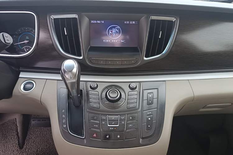 Used Buick GL8 2013 2.4L LT Luxury Business Executive Edition Audio And AC Panel