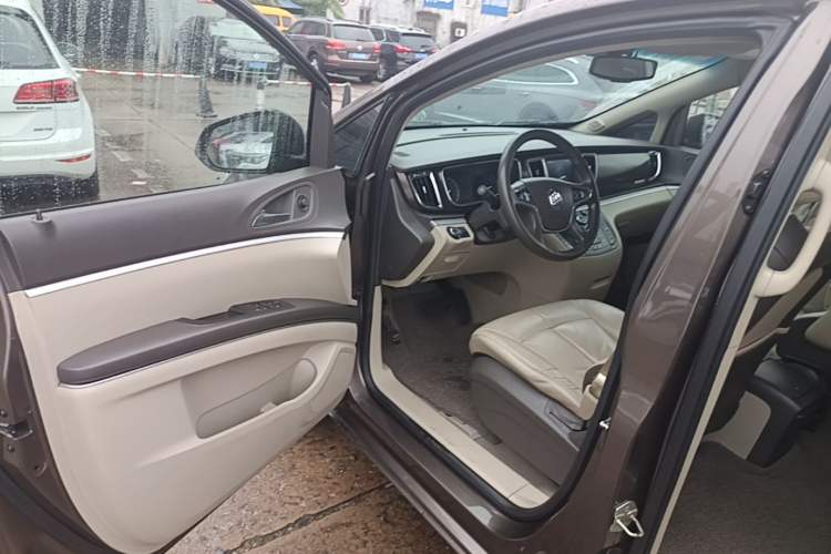 Used Buick GL8 2013 2.4L LT Luxury Business Executive Edition Driver Seat
