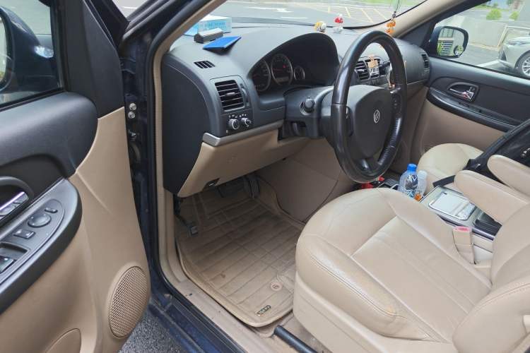 Used Buick GL8 2013 2.4L Executive Edition Driver Seat