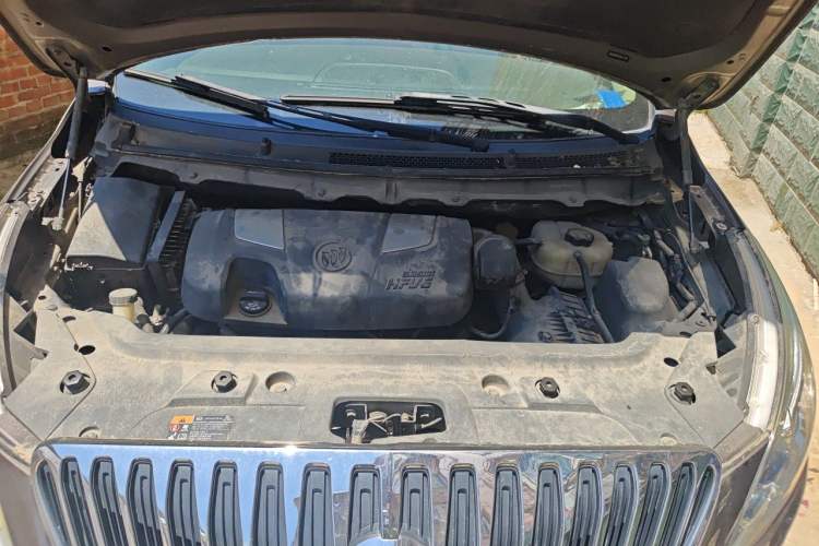 Used Buick GL8 2013 3.0L XT Luxury Business Flagship Edition Engine Bay