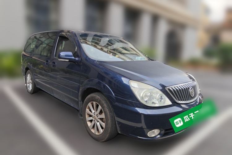 Used Buick GL8 2013 2.4L Executive Edition Front Right 45 Deg