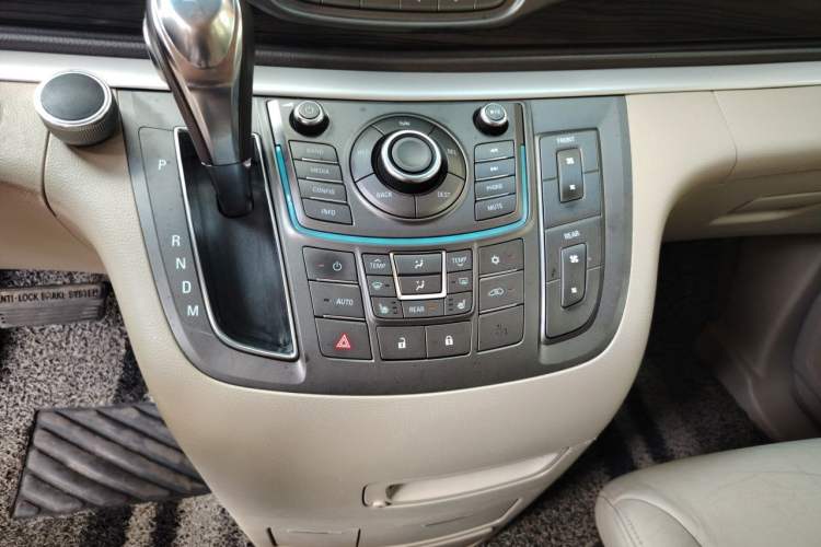 Used Buick GL8 2013 3.0L GT Luxury Business Haoya Edition Gear Lever