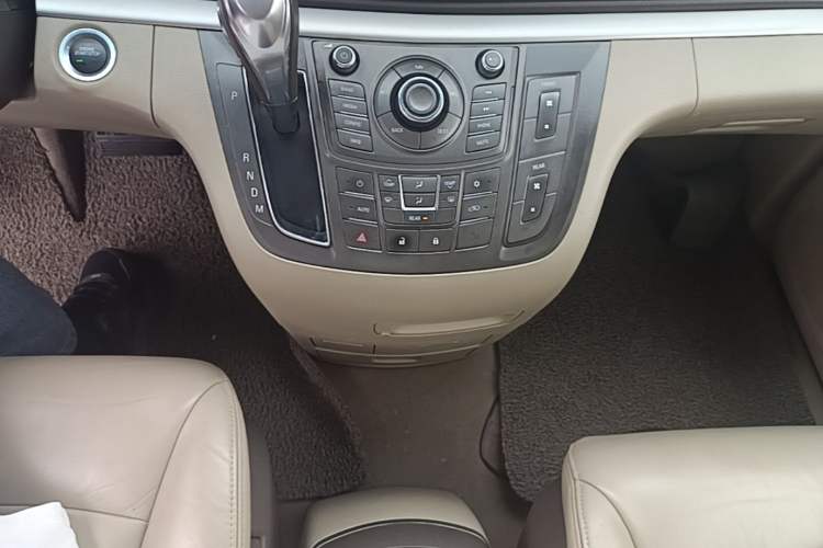 Used Buick GL8 2013 2.4L LT Luxury Business Executive Edition Gear Lever