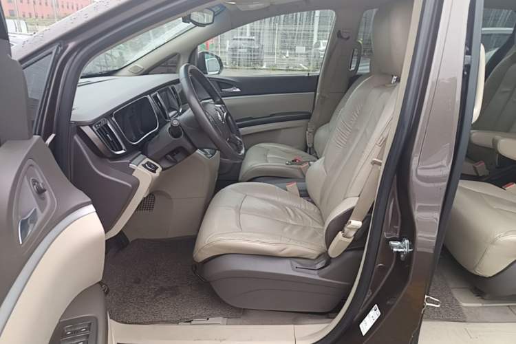 Used Buick GL8 2013 2.4L LT Luxury Business Executive Edition Left Front Seat