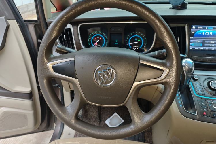 Used Buick GL8 2013 2.4L CT Luxury Business Comfort Edition Steering Wheel
