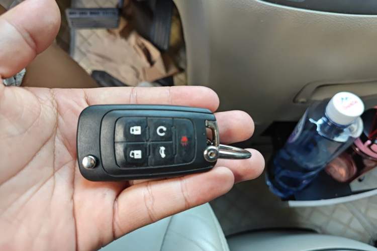 Used Buick GL8 2013 3.0L GT Luxury Business Haoya Edition Vehicle Key