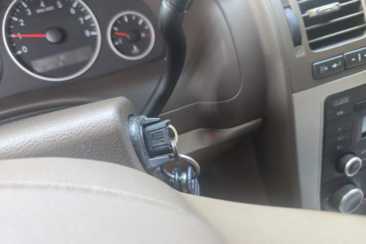 Used Buick GL8 2013 2.4L Classic Edition Vehicle Key