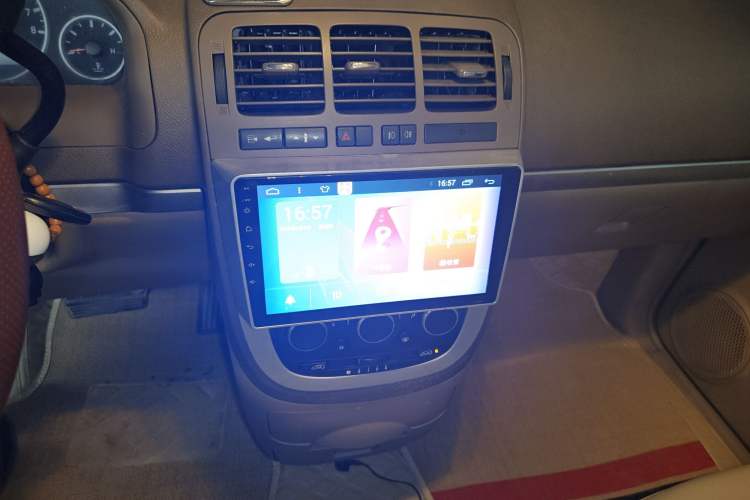 Used Buick GL8 2013 2.4L Classic Edition Audio And AC Panel