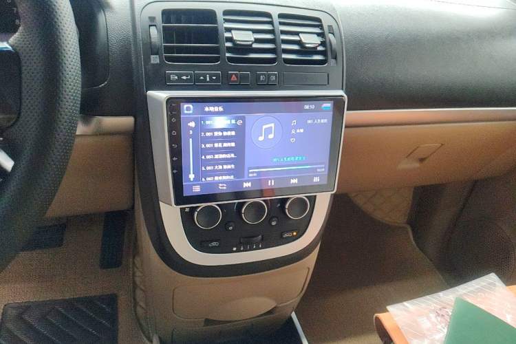 Used Buick GL8 2013 2.4L Executive Edition Audio And AC Panel