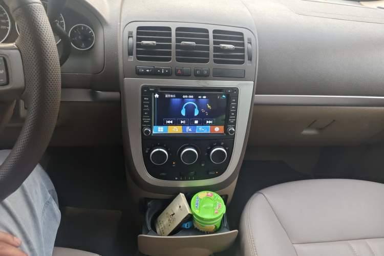 Used Buick GL8 2013 2.4L Comfort Edition Audio And AC Panel